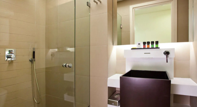 Полулюкс O&B Athens Boutique Hotel