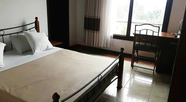 World House Gisozi Hotel