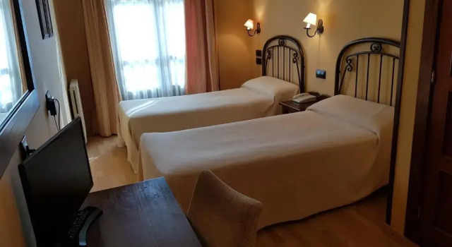 Двухместный номер Standard Hotel Cotiella