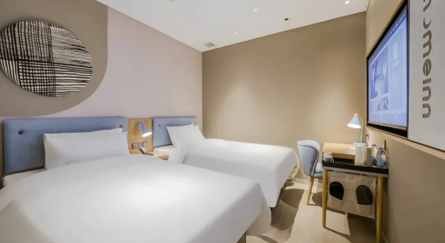 Motel168 Shanghai East JingLing Road Inn