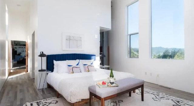Blue Steel by AvantStay Ultramodern Architectural Masterpiece w Gorgeous Views, Забронировать Отель Санта-Роза Wine Country - Northern California