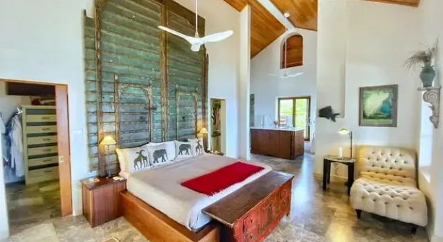 Luxury 7BR Waterfront Villa w Instaviews Boat, 预订 别墅 斯克鲁岛 英属维尔京群岛