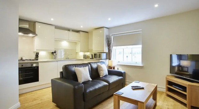 Pembroke House By Esa