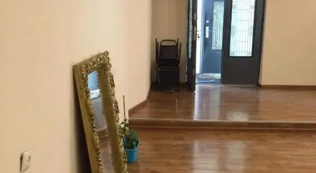 Kaku, Réserver Hôtel Zugdidi 
