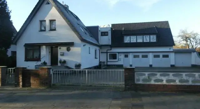 Sommer Gästehaus, Varaa Hotelli Bremerhaven Bremen