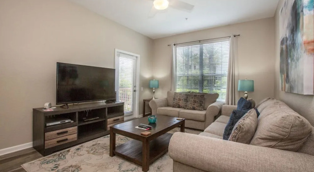 4862 Cayview Ave #110