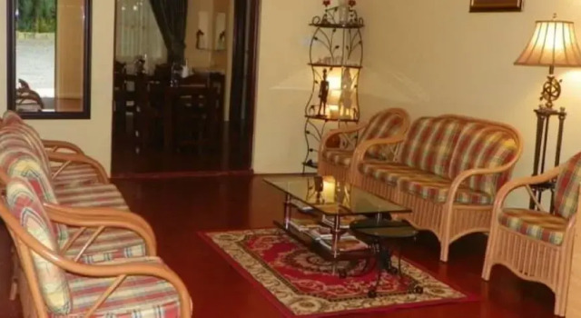 Elena Lodge, Prenota Hotel Athi River Machakos
