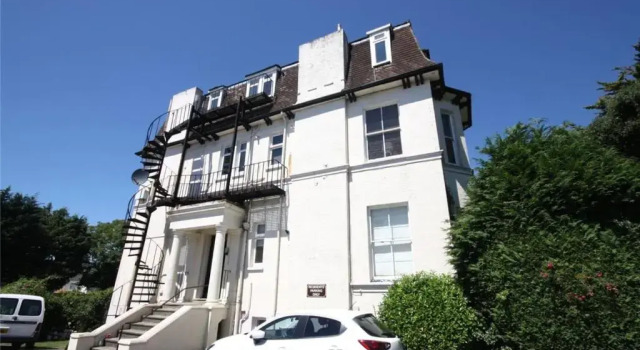 Апартаменты Bright 2 bedroom Apt - Great location - Free Parking
