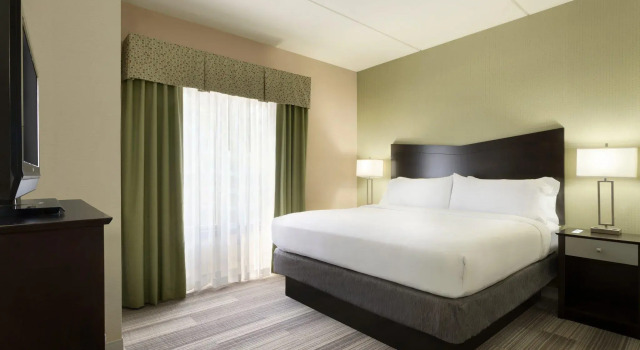 Двухместный номер Standard Holiday Inn Express & Suites Knoxville-Clinton by IHG