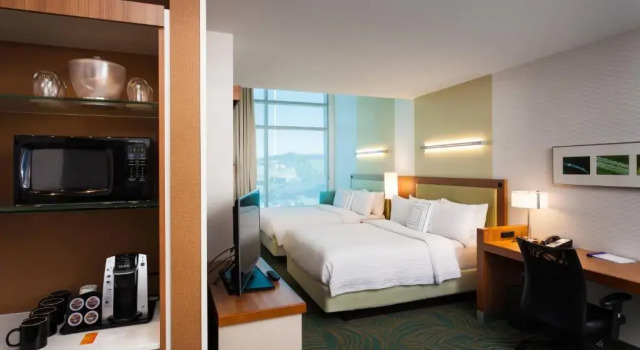 Четырёхместная студия SpringHill Suites by Marriott Kennewick Tri-Cities