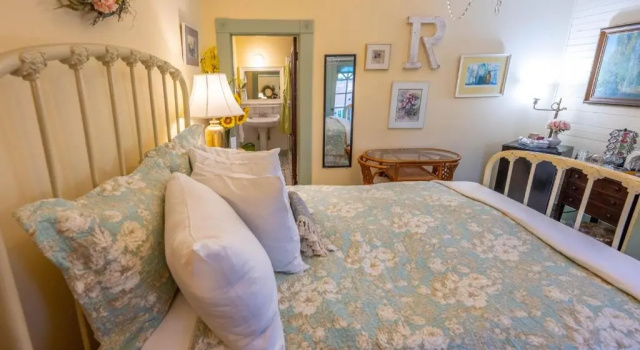 Номер Standard Clementines Guest House & Vacation Rentals