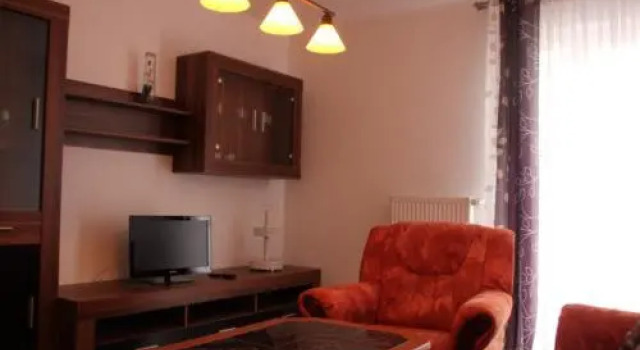 Ferienwohnung Barbara, Забронировать Отель Хагенбург Lake Steinhude