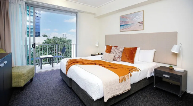 Студия Comfort Studio in the City with pool and BBQ