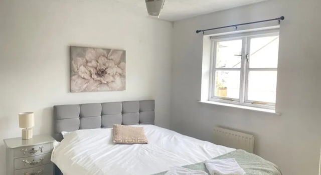 London Dream House - 4 Bedrooms, Забронировать Отель Отели Англии 3 звезды, 3*