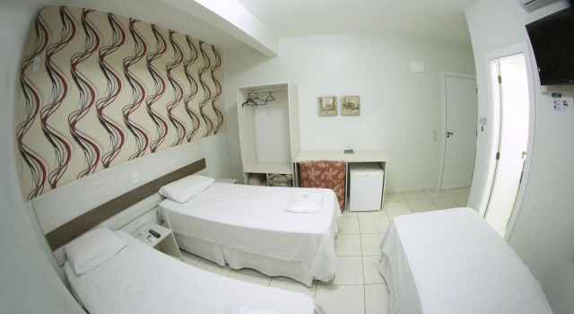 Трёхместный номер Deluxe Hotel Sambakia