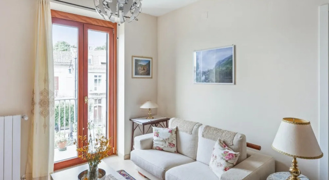 Apartment With 2 Bedrooms in Bovino, With Wonderful City View and Balcony - 80 km From the Beach, Buchen Sie Ferienwohnung Bovino Apulien