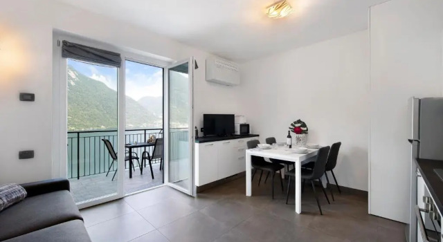 Appartamento 8 Il Tornante, Book Apartment Hotels in Como with a Pool, Swimming Pool