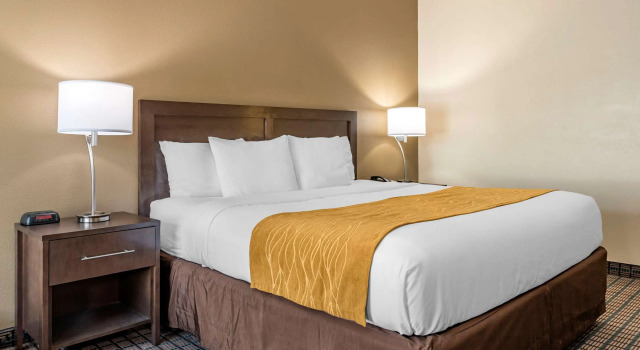 Двухместный номер Standard Comfort Inn & Suites Cincinnati Uptown Clifton