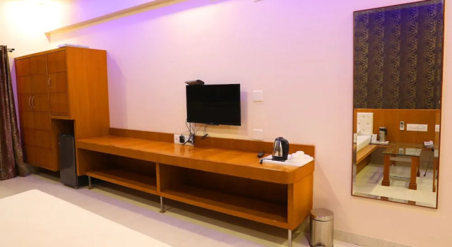 Номер Luxury Hotel Panigrahan
