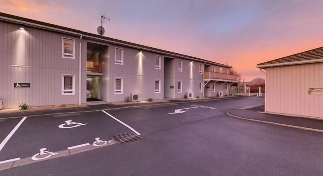 Fasthôtel Clermont-Ferrand Gerzat, Забронировать Отель Жерза Пюи-де-Дом