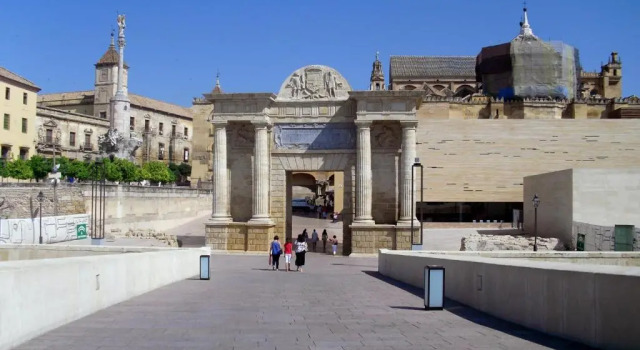 Коттедж с 3 комнатами Casa Patio de los Arcos