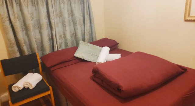Номер Standard Embassie Backpackers