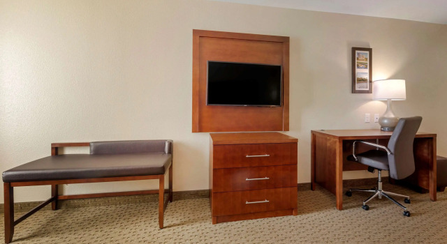 Четырёхместный номер Standard Comfort Inn & Suites Euless DFW West