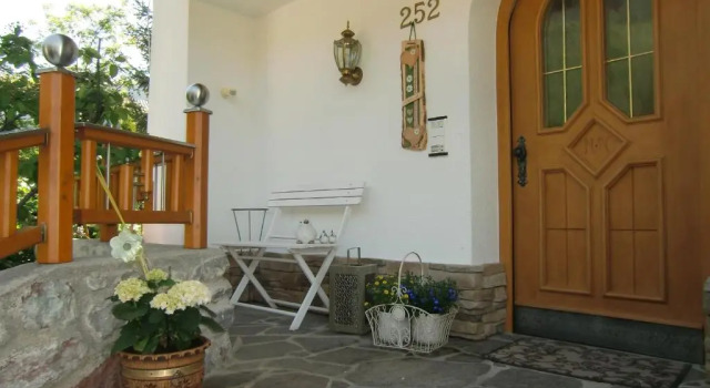 Apart Sissy, Prenota Hotel Hotel a Tirolo con parcheggio, Parcheggio