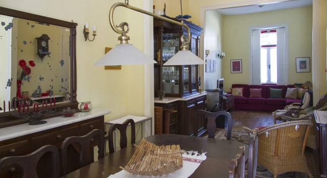 Liiiving in Moledo - Vintage House