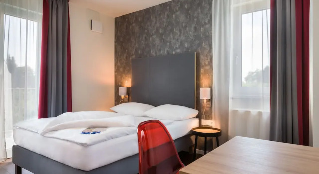 Апартаменты Standard Signature East Hotel Apartment