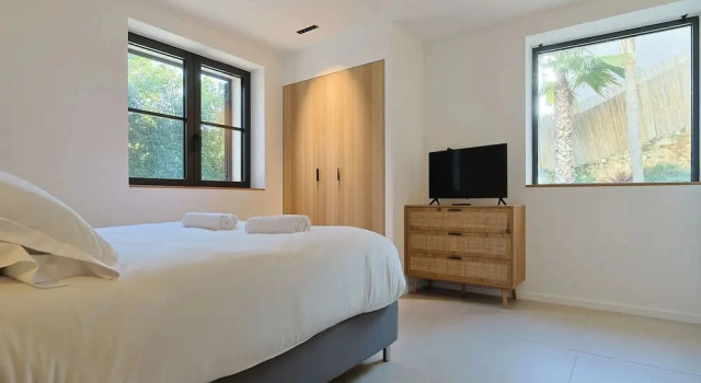 Коттедж Villa Deva - 5 Bedrooms - Heated Pool