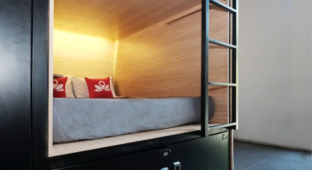 ZEN Hostel Juanda Airport, Reservar Albergue Sidoarjo East Java
