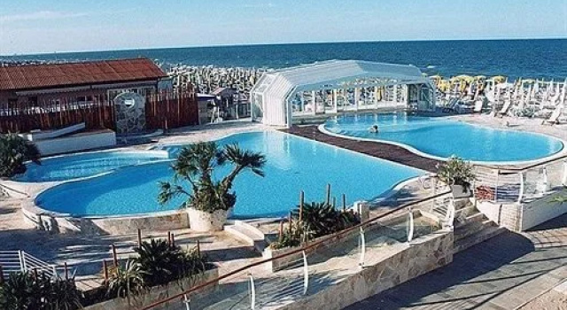 Hotel Gregory, Забронировать Отель Отели Червия с парковкой, Парковка