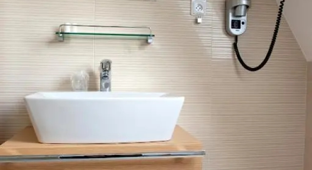 Одноместный полулюкс с балконом Hotel Karpatsky Dvor Lozorno