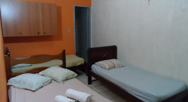 Трёхместный номер Standard Hotel Avenida