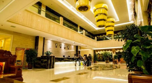 Botai Hotel, Rezerwuj Hotel Hotele w Qujing z parkingiem, Parking