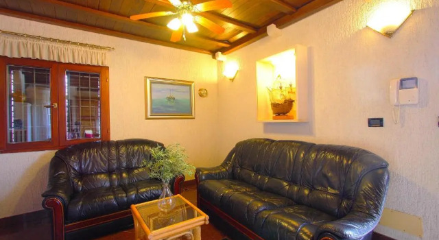 Holiday Home Olea, Rezerwuj Hotel Brac Island 