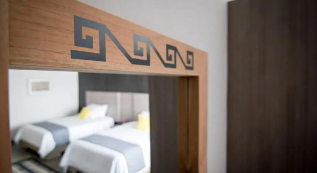 Полулюкс Maria Ines Hotel Suite