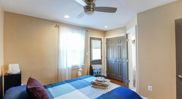 Коттедж с 3 комнатами Luxurious DC Townhome ideal for Large Families plus Free Parking