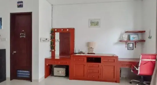 Treevilla 3 Bedrooms Home with Private Pool in South Jakarta, Book Hotel Jakarta Jakarta Province