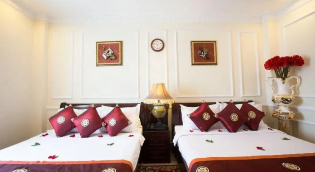 Номер Standard Louis Hotel