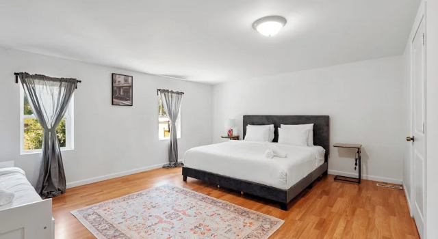 A Cottage in Downtown STL.  Sleeps 10, Prenota Casa vacanze Saint Louis Missouri