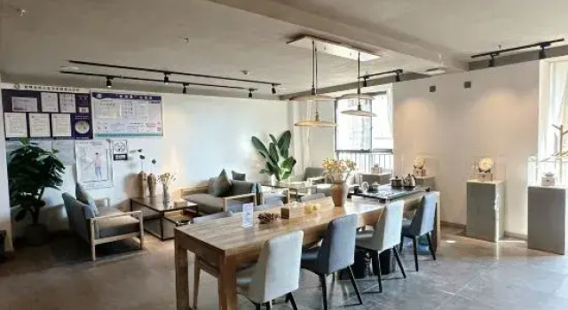 Kunming Hidden House Hotel, Rezerwuj Hotel Hotele w Kunming z parkingiem, Parking