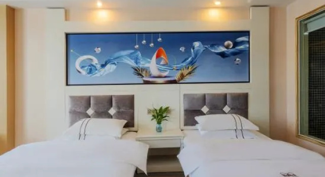 Люкс Deluxe Duomi Chain Hotel (Lijiang Ancient City)