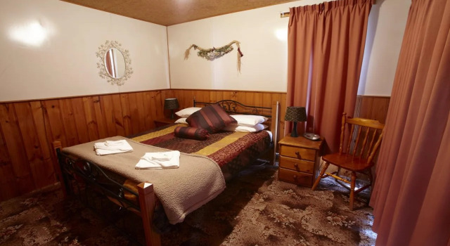 Crayfish Creek Van & Cabin Park, Prenota Hotel Crayfish Creek Tasmania