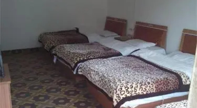 Canger Business Inn, Varaa Mini-hotelli Bome Tiibet