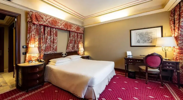Двухместный номер Superior River Chateau Hotel