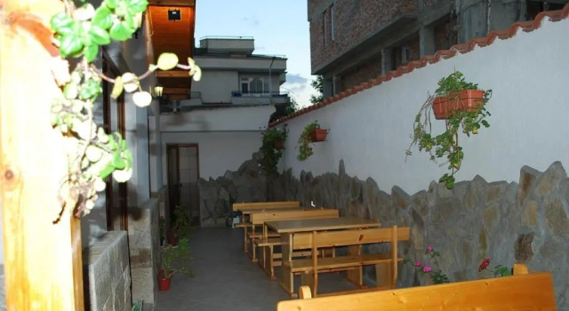 Guest House Lazur
