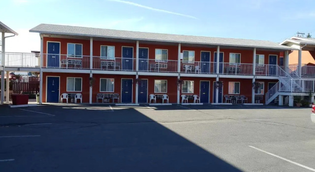Cactus Tree Inn, Book Hotel Oliver Okanagan-Similkameen