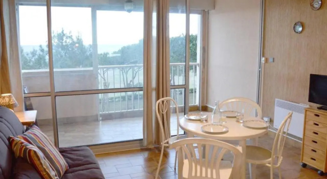 Appartement Argelès-sur-Mer, 1 pièce, 4 personnes - FR-1-225-100, Забронировать Апартаменты/квартира Отели Аржель-сюр-Мер с парковкой, Парковка